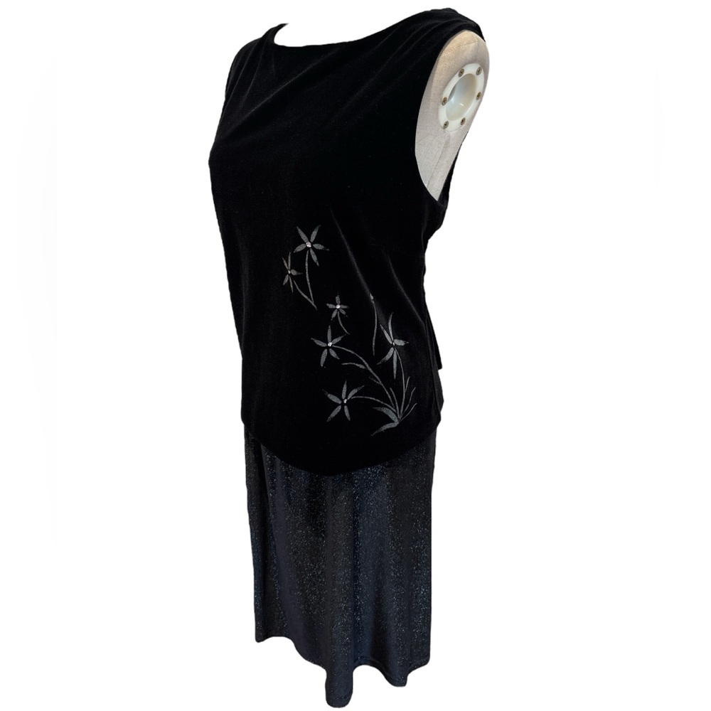 80s 2 PCS BLACK VELVETY TOP & SKIRT W SILVER METALLIC & RHINESTONE DETAILS SZ XL